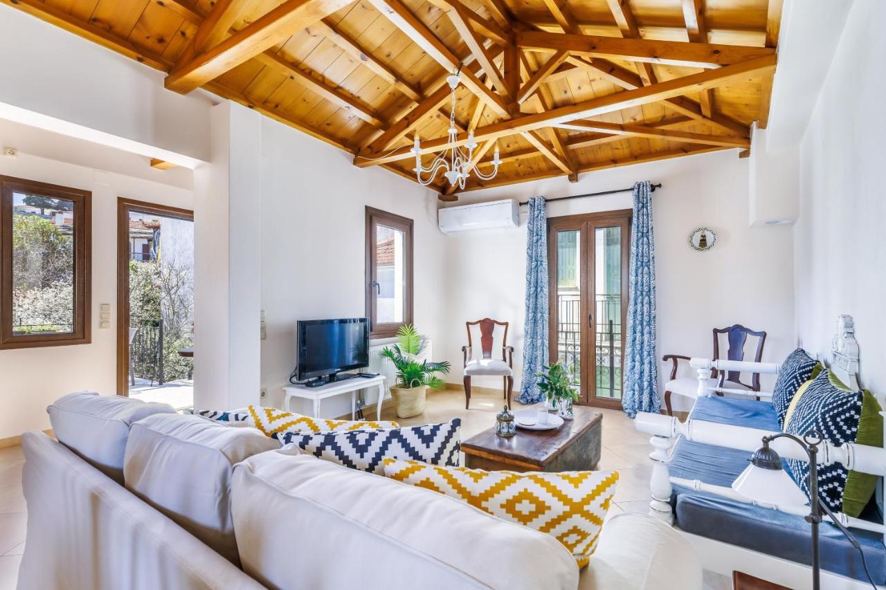 Petradi Town Apartment Skopelos Buitenkant foto