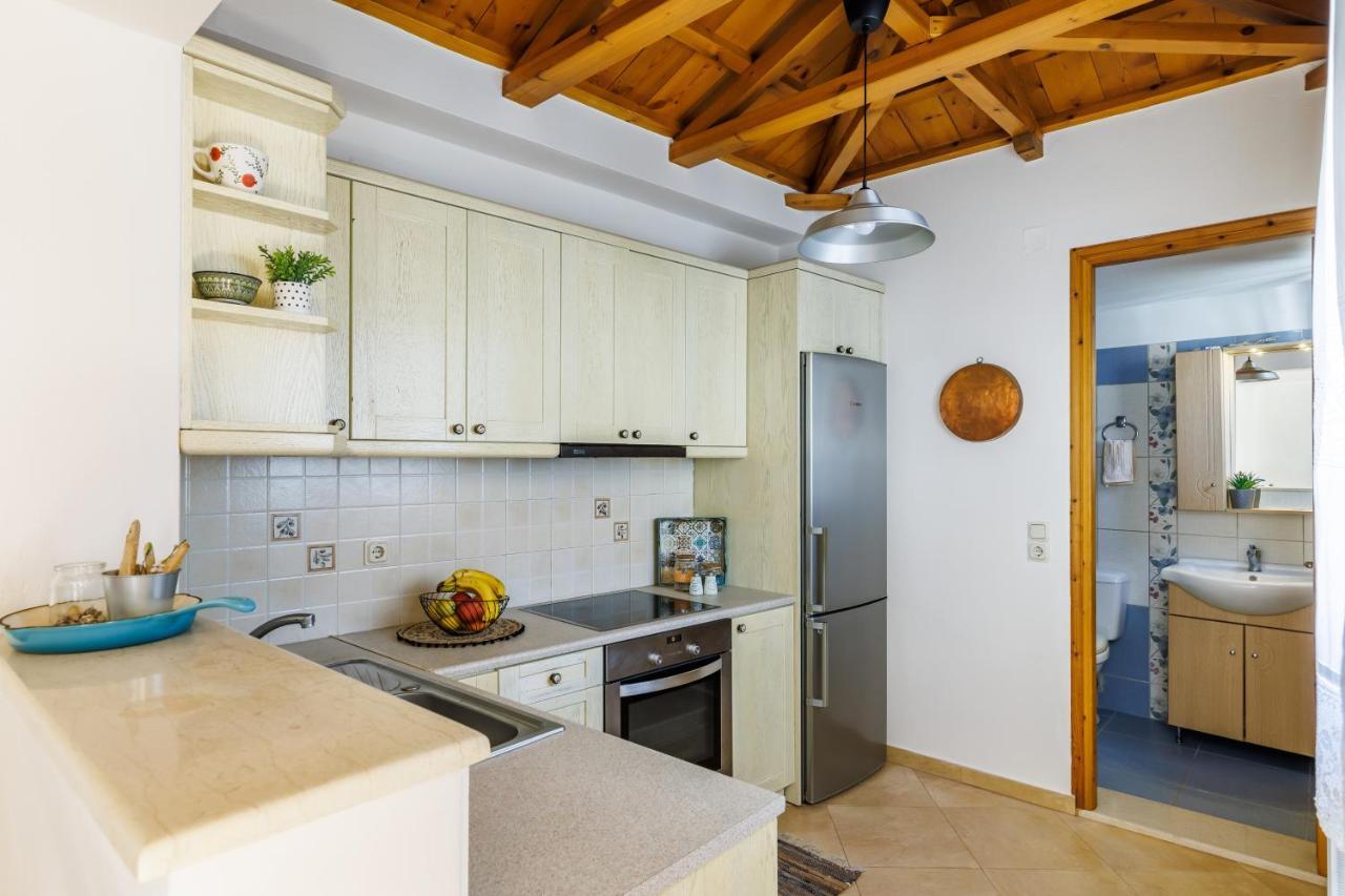 Petradi Town Apartment Skopelos Buitenkant foto